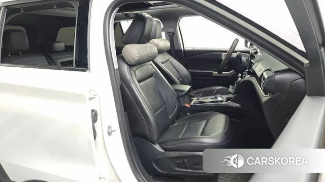Ford Explorer 6th Generation 2021 Белый из Кореи, фото 3