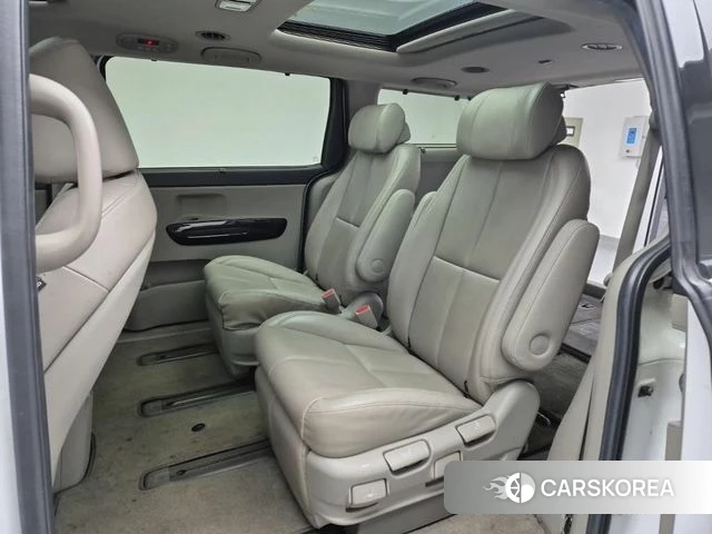 Kia The New Carnival 2019 Белый из Кореи, фото 3