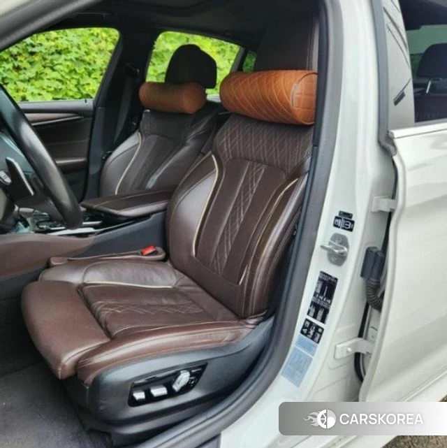BMW 5 Series (G30) 2020 Белый из Кореи, фото 3
