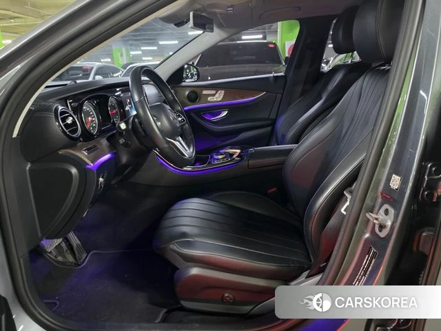 Mercedes-Benz E-Class W213 2019 Серый из Кореи, фото 3