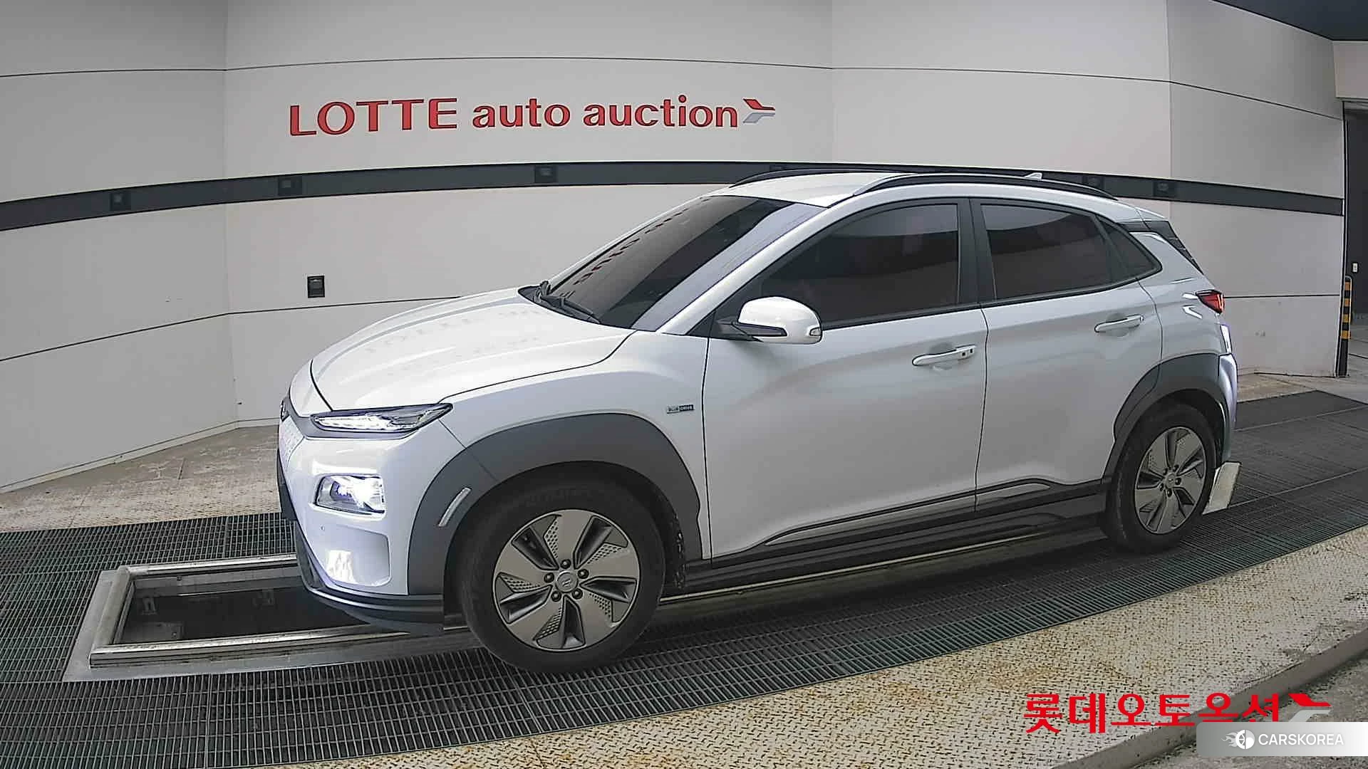 Hyundai KONA Electric 2020 Chalk White из Кореи, фото 3