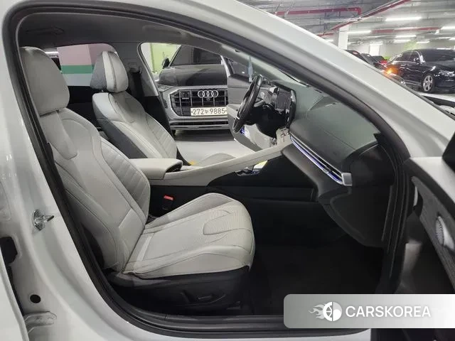 Hyundai Avante (CN7) 2022 Белый из Кореи, фото 3