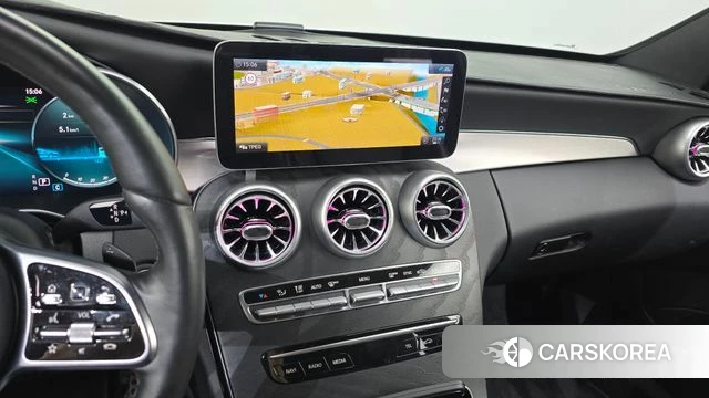 Mercedes-Benz C-Class W205 2021 Белый из Кореи, фото 3