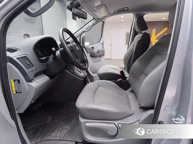 Hyundai The New Grand Starex 2021 Серебряный из Кореи, фото 3