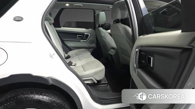 Land Rover Discovery Sports 2018 Белый из Кореи, фото 3