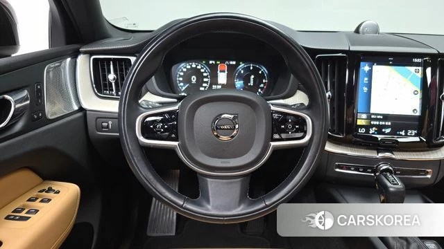 Volvo XC60 second Generation 2020 Черный из Кореи, фото 3