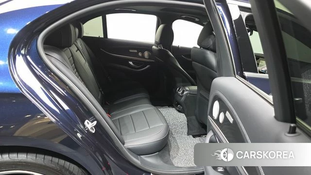 Mercedes-Benz E-Class W213 2022 Синий из Кореи, фото 3
