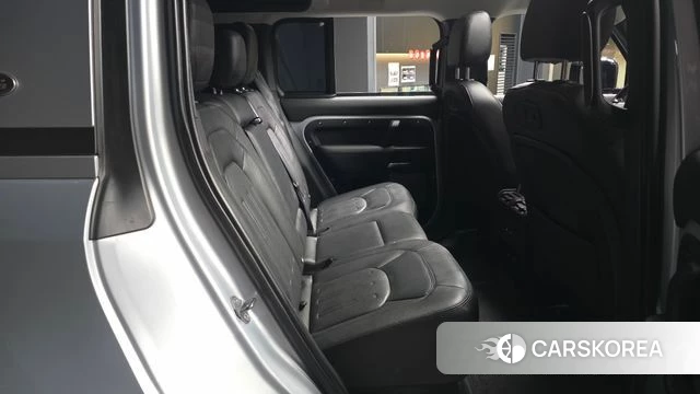 Land Rover Defender (L663) 2021 Серебряный из Кореи, фото 3
