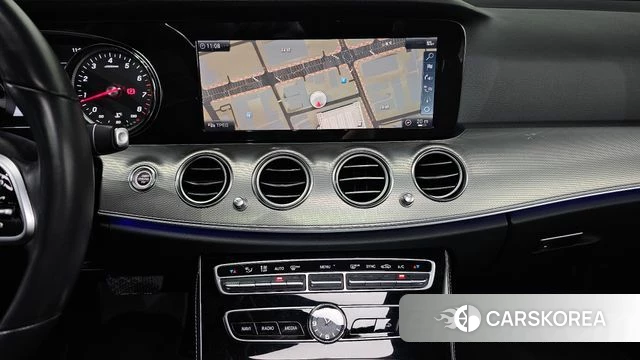 Mercedes-Benz E-Class W213 2019 Черный из Кореи, фото 3