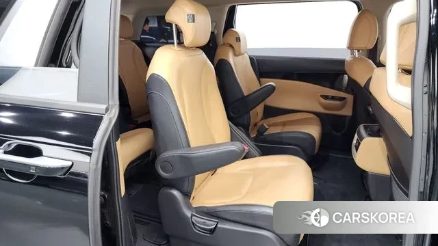 Kia Carnival 4th generation 2022 Черный из Кореи, фото 3
