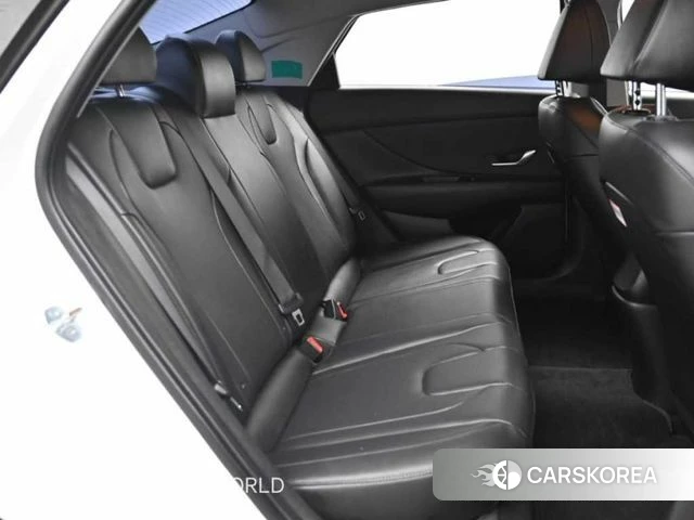 Hyundai Avante (CN7) 2023 Белый из Кореи, фото 3