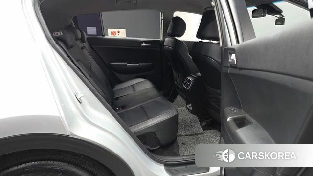 Kia Sportage The Bold 2018 Серебряный из Кореи, фото 3
