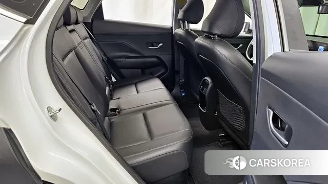 Hyundai Kona Hybrid (SX2) 2023 Белый из Кореи, фото 3