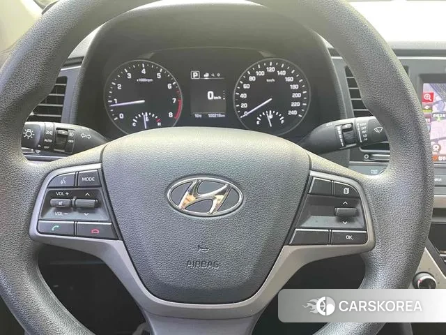 Hyundai Avante AD 2018 Белый из Кореи, фото 3