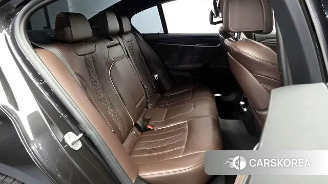 BMW 5 Series (G30) 2020 Серый из Кореи, фото 3