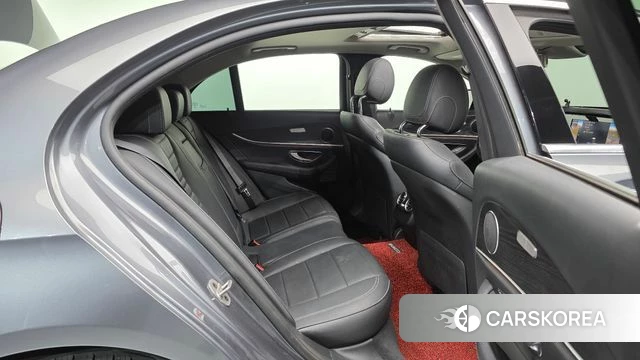 Mercedes-Benz E-Class W213 2019 Серый из Кореи, фото 3
