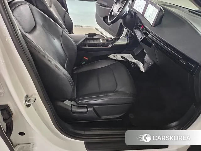 Kia EV6 2021 Белый из Кореи, фото 3