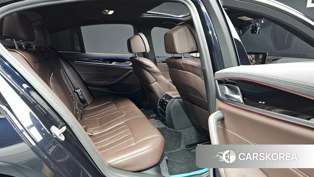 BMW 5 Series (G30) 2021 Черный из Кореи, фото 3