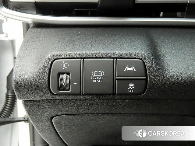Hyundai Avante Hybrid (CN7) 2022 Белый из Кореи, фото 3