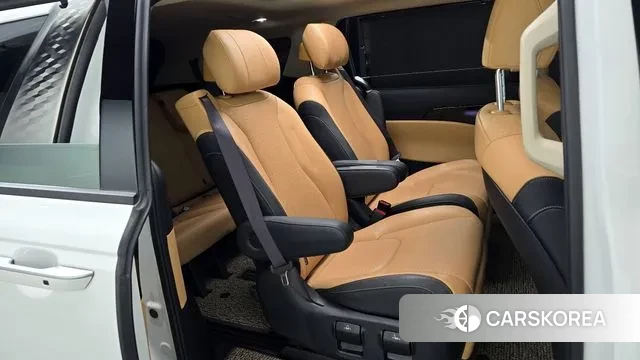 Kia Carnival 4th generation 2023 Белый из Кореи, фото 3
