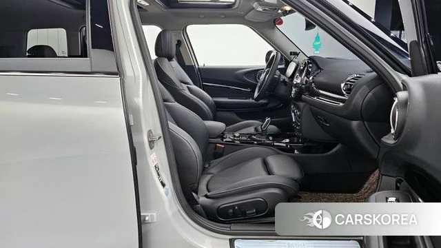 Mini Cooper Clubman 2022 Серебристо-серый из Кореи, фото 3