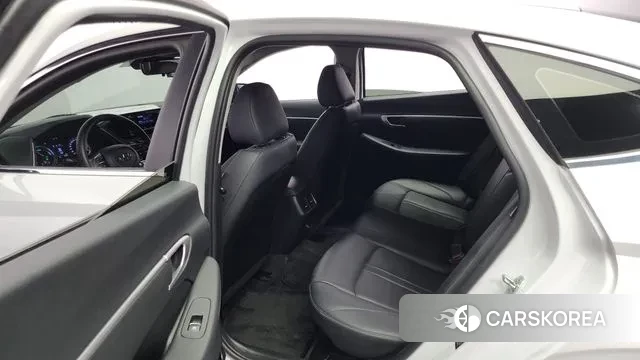 Hyundai Sonata Hybrid (DN8) 2021 Белый из Кореи, фото 3