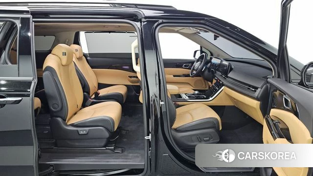 Kia Carnival 4th generation 2023 Черный из Кореи, фото 3