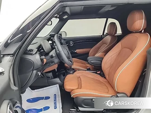 Mini Cooper S Convertible 2024 Жемчужный цвет из Кореи, фото 3