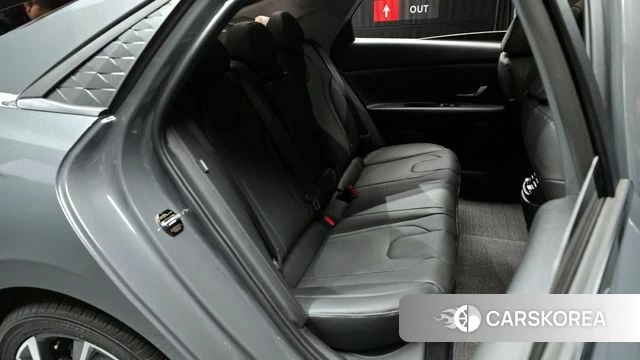 Hyundai The New Avante (CN7) 2026 Серый из Кореи, фото 3