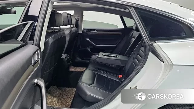 Volkswagen Arteon 2019 Белый из Кореи, фото 3