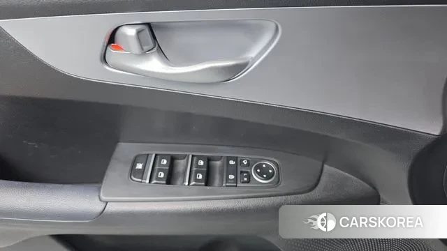 Kia The New K3 2nd generation 2022 Белый из Кореи, фото 3