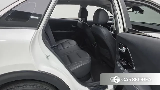 Kia Niro EV 2021 Белый из Кореи, фото 3