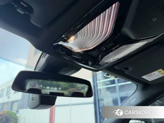 BMW 3 series 2025 Серебристо-серый из Китая, фото 3
