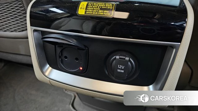 Kia Carnival 4th generation 2023 Белый из Кореи, фото 3