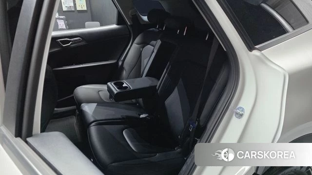 Kia Sportage 5th Generation 2024 Белый из Кореи, фото 3