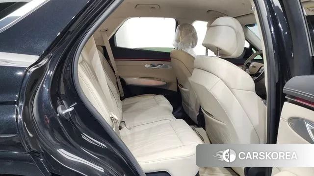 Genesis GV70 2024 Черный из Кореи, фото 3