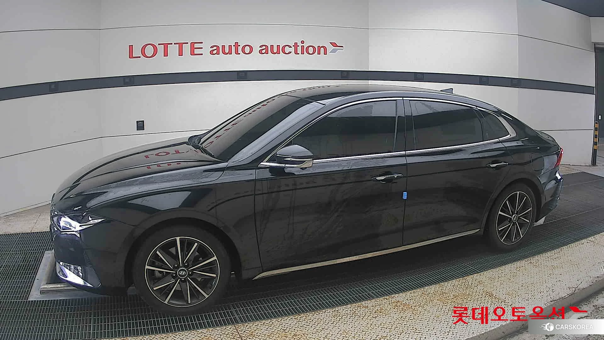 Hyundai Grandeur 2023 Abyss Black Pearl из Кореи, фото 3