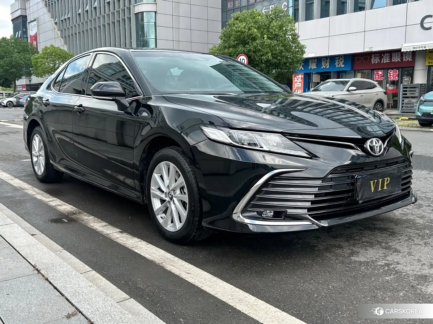 Toyota Camry 2023 Черный из Китая, фото 3