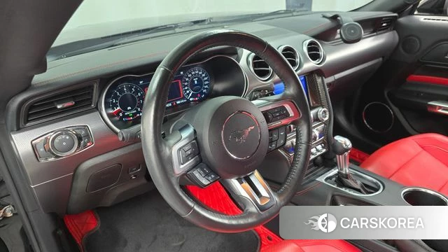 Ford Mustang 2021 Черный из Кореи, фото 3