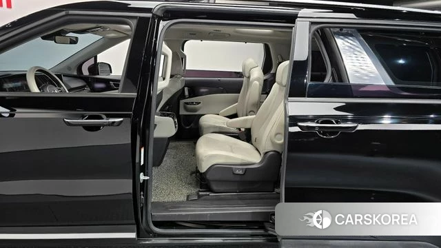 Kia Carnival 4th generation 2020 Черный из Кореи, фото 3