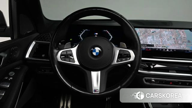 BMW X7 (G07) 2023 Черный из Кореи, фото 3
