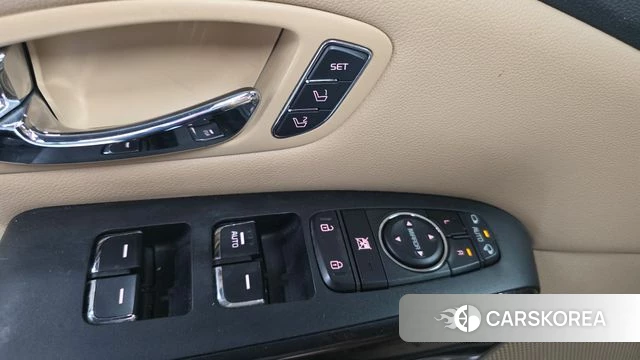 Kia The New Carnival 2018 Черный из Кореи, фото 3