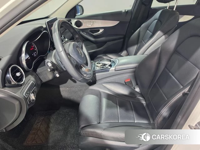 Mercedes-Benz C-Class W205 2018 Белый из Кореи, фото 3