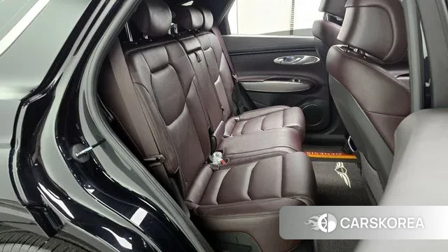 Genesis GV70 2024 Черный из Кореи, фото 3