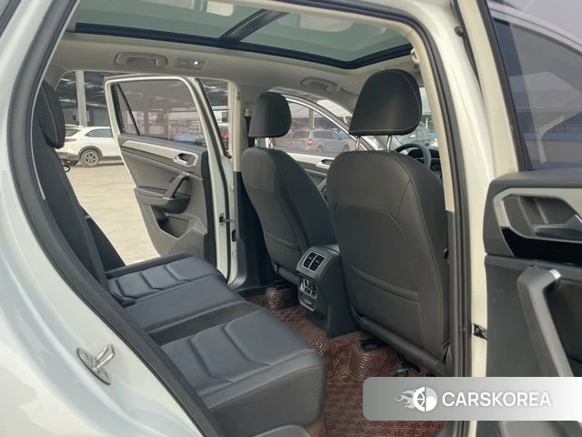 Volkswagen Tanyue 2022 Белый из Китая, фото 3