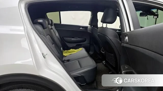 Kia Sportage The Bold 2018 Белый из Кореи, фото 3