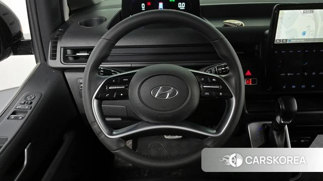 Hyundai Staria 2022 Черный из Кореи, фото 3