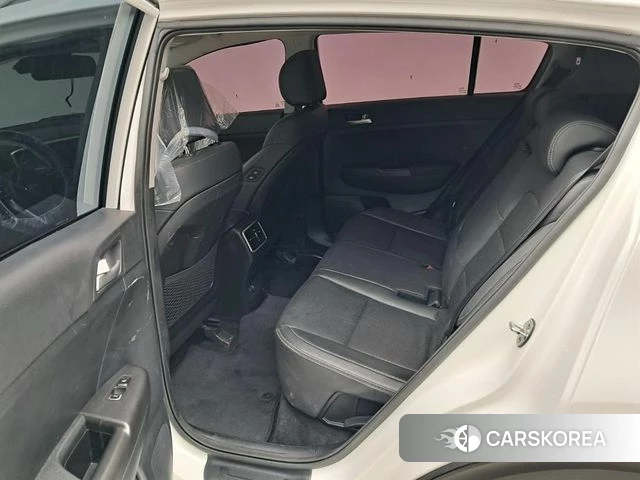 Kia Sportage The Bold 2021 Белый из Кореи, фото 3