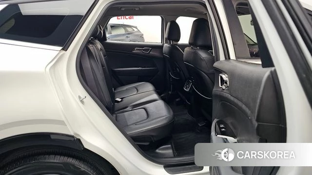 Kia Sportage 5th Generation 2021 Белый из Кореи, фото 3