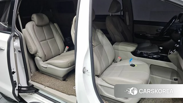 Kia The New Carnival 2018 Белый из Кореи, фото 3